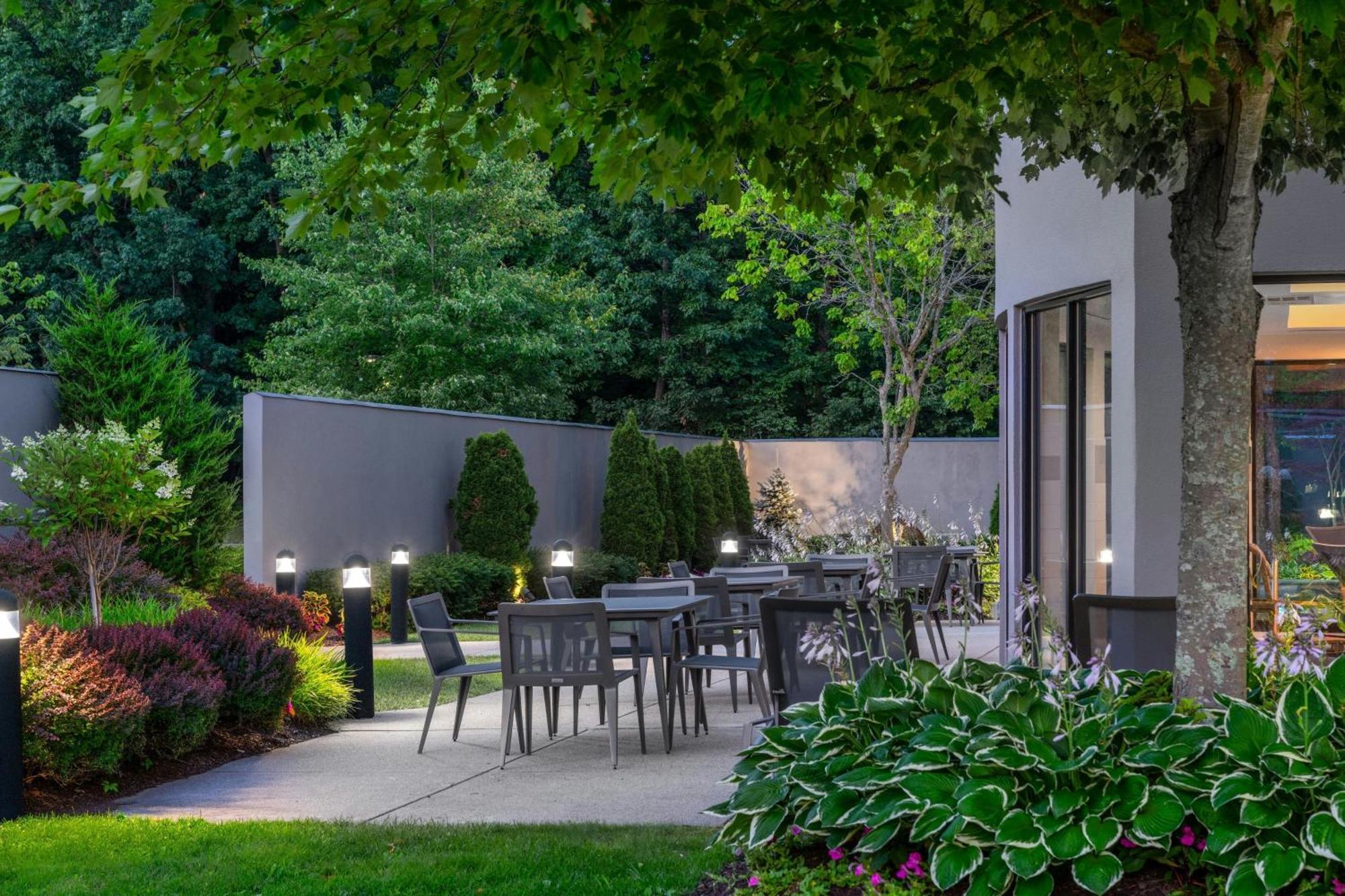 Hotel Courtyard By Marriott Providence Lincoln Exterior foto